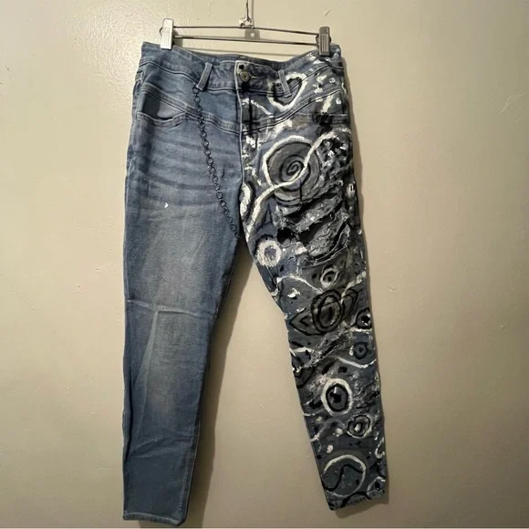 Upcycled Old Navy Super Skinny Mid Rise Jeans Women’s 10 - Picture 2 of 16